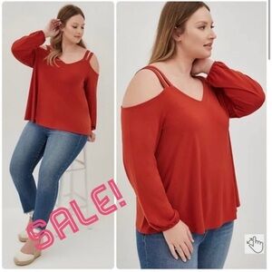 Torrid Orange Knit Crepe V-Neck Cold Cutout Cold Shoulder Top Plus Size 4 4X NWT